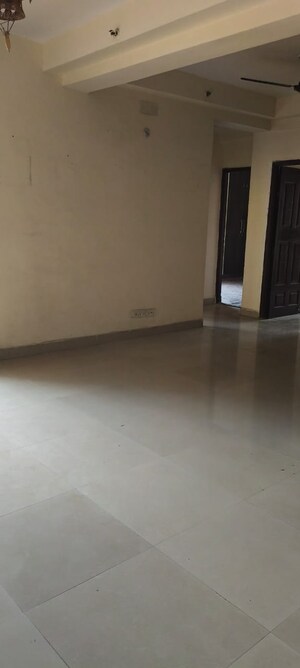 Room in 3 BHK Apartment at Gardenia Gateway, Sector 75 – for Rent