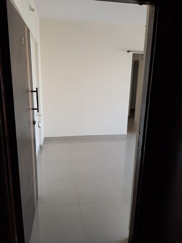 Bathroom in 1 BHK Apartment at Vijay Park, Kasarvadavali – for Rent