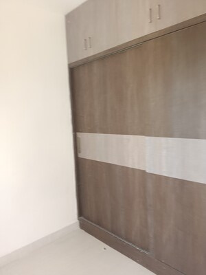 Furnished Amenities in 2 BHK Apartment at Manikonda – for Rent