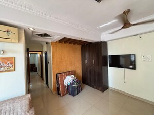 Parking in 2 BHK Apartment at Blue Star Apartment, Andheri West – for Rent