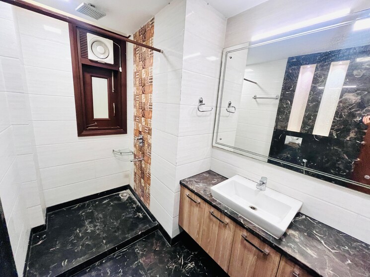 Kitchen, safdarjung development area 3 Bedroom 1800 Sq.Ft. Builder Floor In Safdarjung Development Area Delhi 9666405