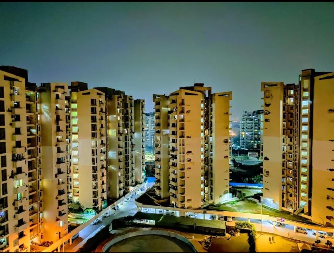 2 BHK Apartment For Sale in SRS Royal Hills