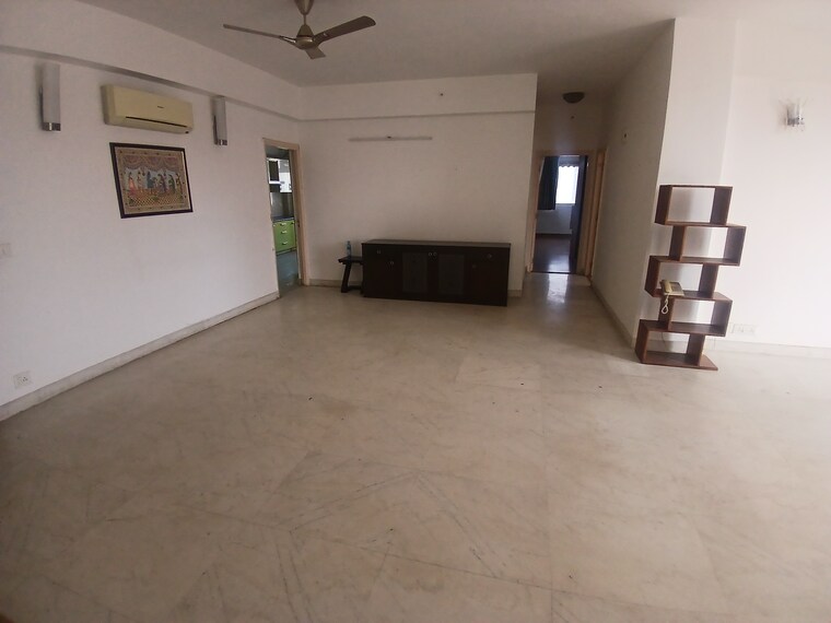 Room, dlf-trinity-towers 4 Bedroom 2558 Sq.Ft. Apartment In Dlf Phase V Gurgaon 9666418