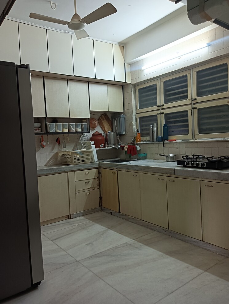 Kitchen, vijay-chambers 2 Bedroom 810 Sq.Ft. Apartment In Girgaon Mumbai 9666421