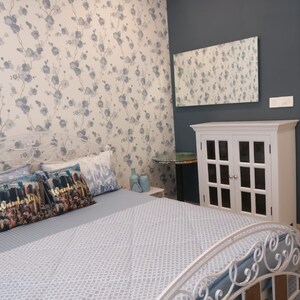 Bedroom in 3.5 BHK Apartment at Lodha Aura, Wadala – for Rent