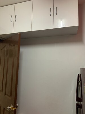 Room in 3.5 BHK Apartment at Piedmont Taksila Heights, Sector 37c – for Sale