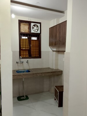 Furnished Amenities in Studio Builder Floor at Ansal Sushant Lok I, Sector 43 – for Rent