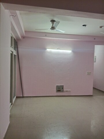 Room in 2 BHK Apartment at Mahagun Mywoods, Sector 16c Greater Noida – for Rent