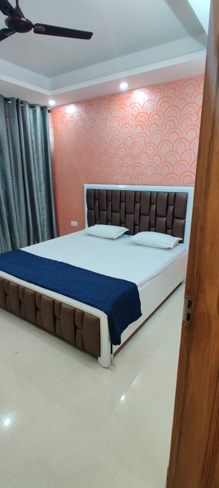 Bedroom, sector 133 6 Bedroom 200 Sq.Mt. Independent House In Sector 133 Noida 9666541