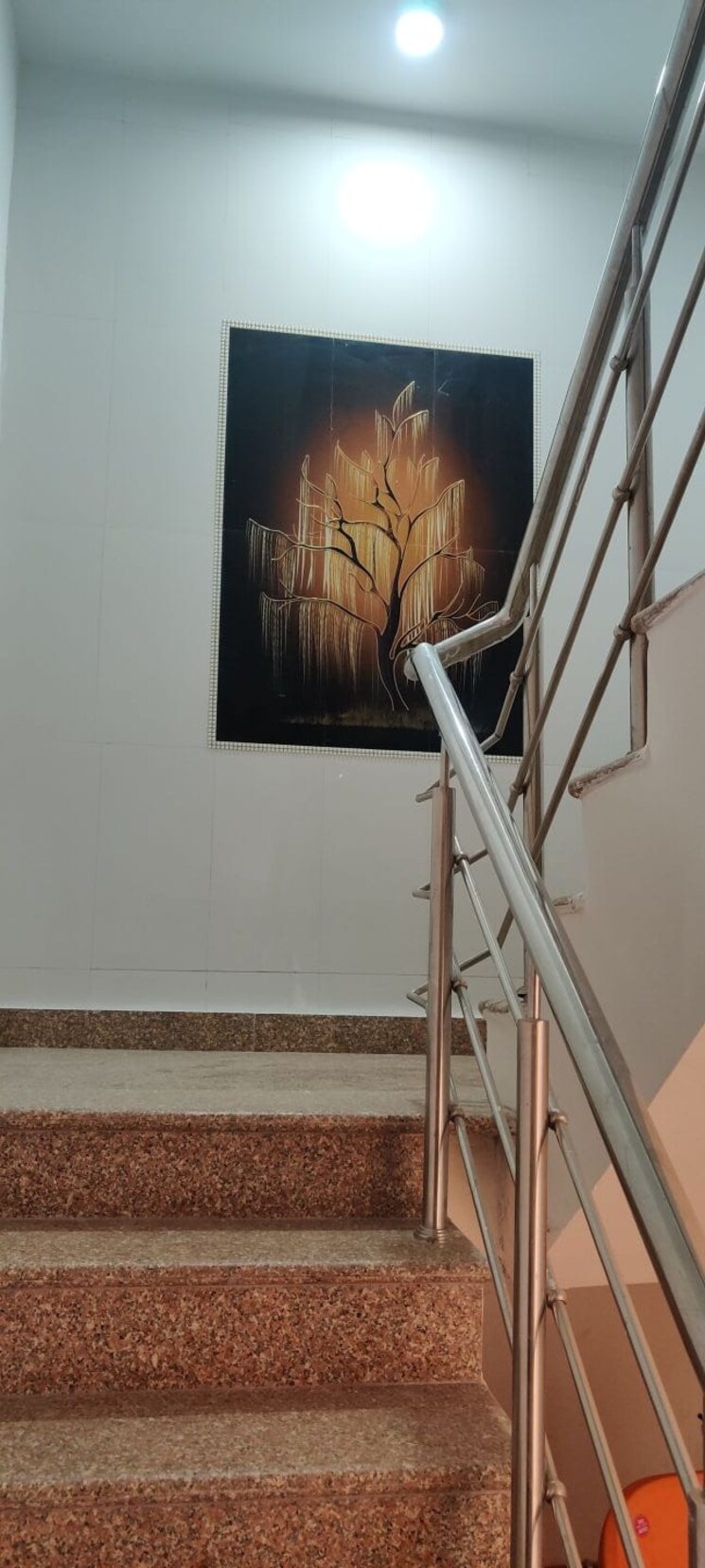 undefined, sector 133 6 Bedroom 200 Sq.Mt. Independent House In Sector 133 Noida 9666541