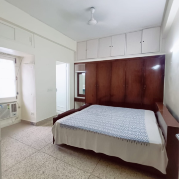 Bedroom in 3 BHK Independent House at Safdarjung Development Area – for Rent