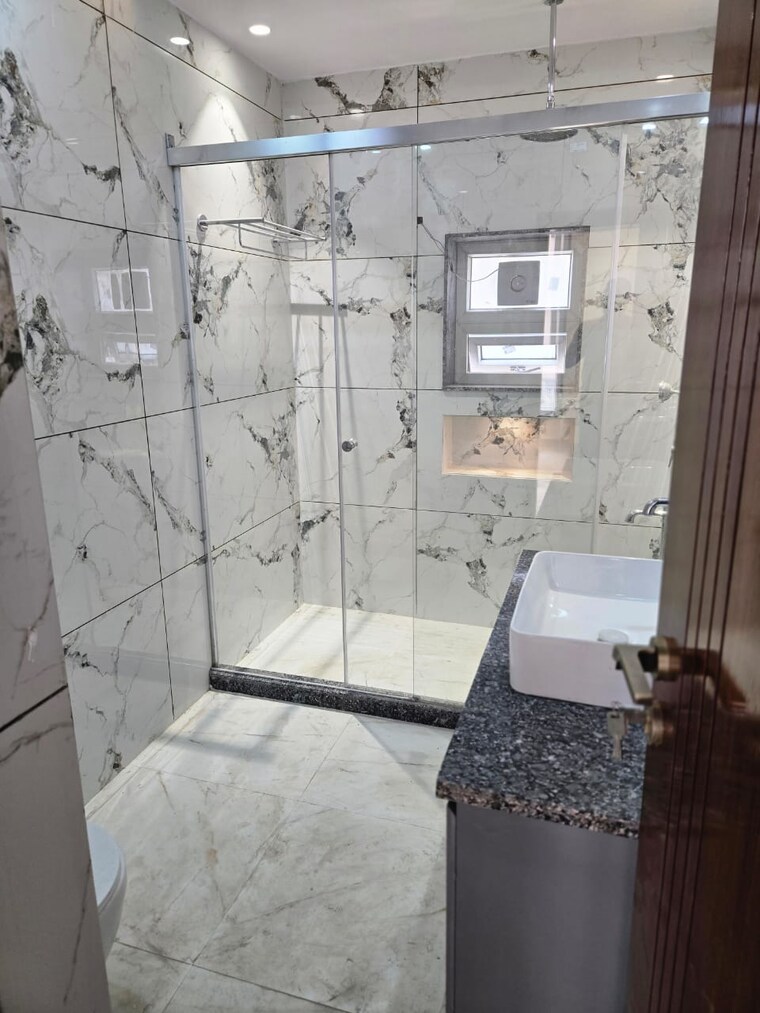 Bathroom, east-of-kailash-block-b-rwa 5 Bedroom 3600 Sq.Ft. Apartment In East Of Kailash Delhi 9666547