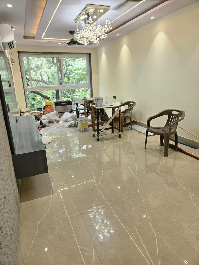 Gym, east-of-kailash-block-b-rwa 5 Bedroom 3600 Sq.Ft. Apartment In East Of Kailash Delhi 9666547