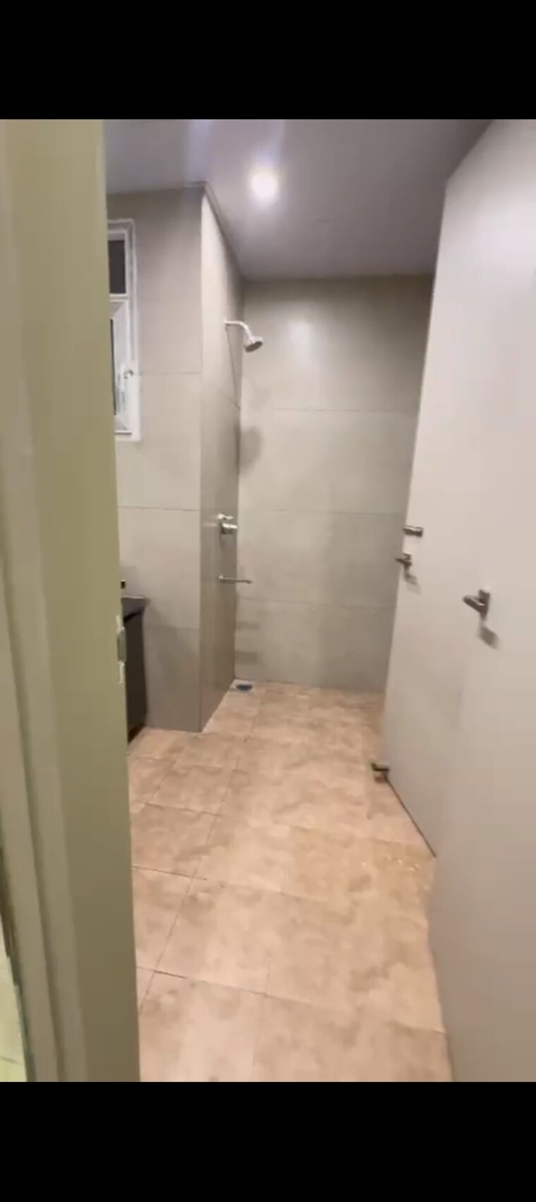 Bathroom, sav-gulnaar-meadows 3 Bedroom 200 Sq.Yd. Apartment In Ambala Highway Zirakpur 9666570