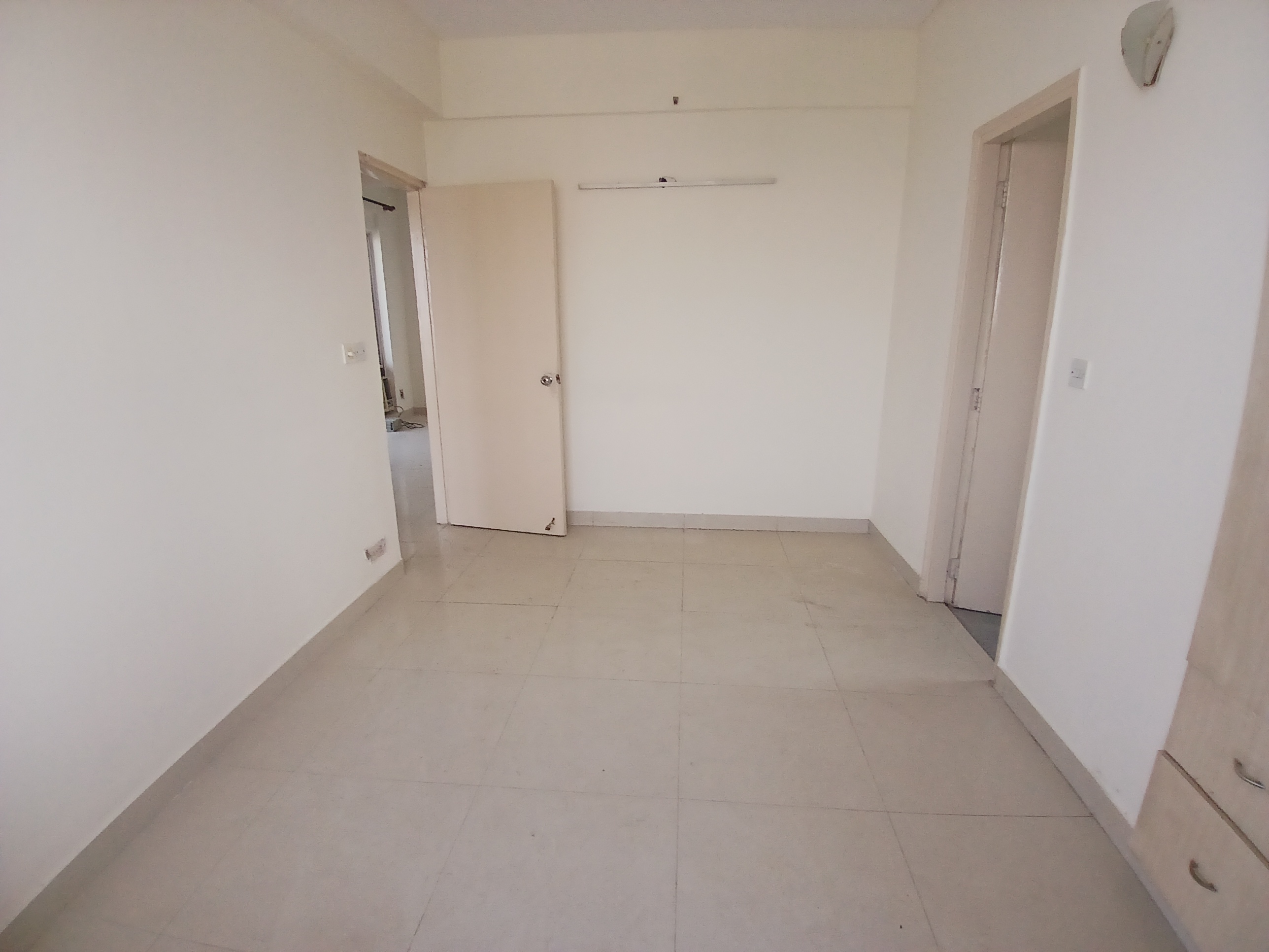 2 BHK + Pooja Room Apartment For Rent in DLF Regency Park I