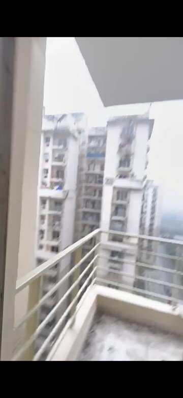 3 BHK Apartment For Sale in Paras Seasons, Sector 168