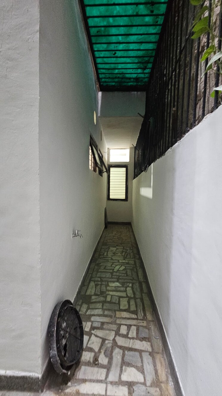 Balcony, saket 2 Bedroom 1100 Sq.Ft. Builder Floor In Saket Delhi 9666590