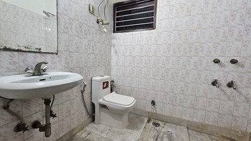 Bathroom in 2 BHK Builder Floor at Saket – for Rent