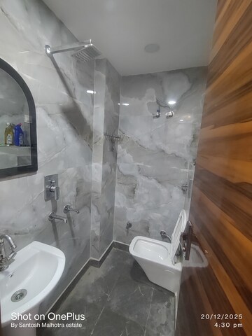 Bathroom in 2 BHK Builder Floor at Dwarka Mor – for Rent