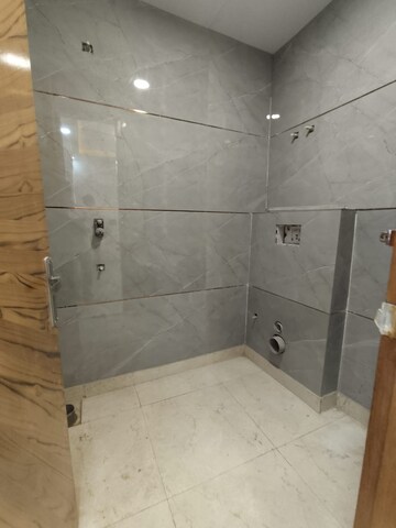 Bathroom in 2 BHK Builder Floor at Sunshine Apartments Sector 73, Sector 73 – for Sale