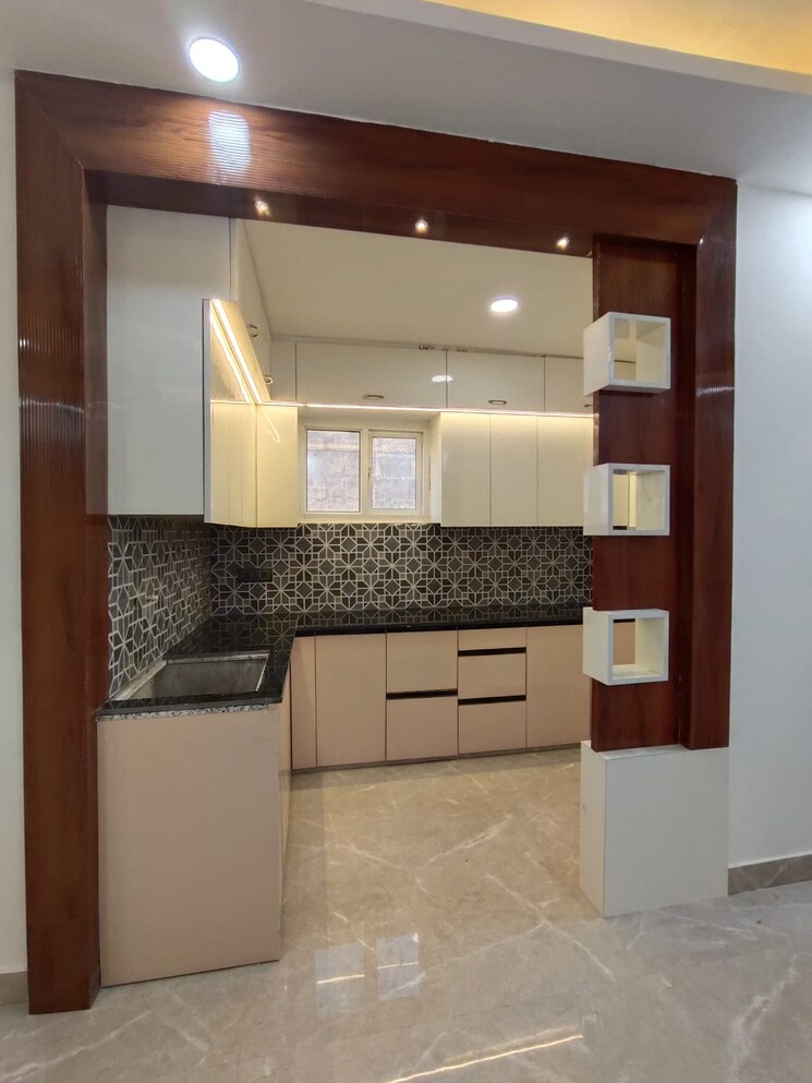 Kitchen, sunshine-apartments-sector-73 2 Bedroom 1100 Sq.Ft. Builder Floor In Sector 73 Noida 9666617