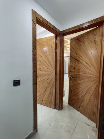 Furnished Amenities in 2 BHK Builder Floor at Sunshine Apartments Sector 73, Sector 73 – for Sale