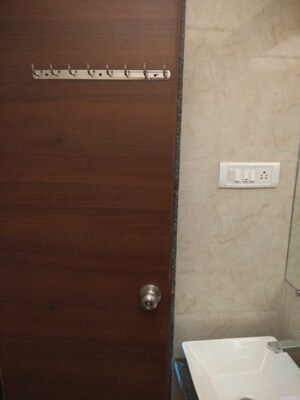 Furnished Amenities in 1 BHK Apartment at Veena Serenity, Chembur – for Rent