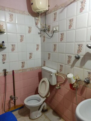 Bathroom in 4 BHK Penthouse at Harihar Singh Road – for Sale