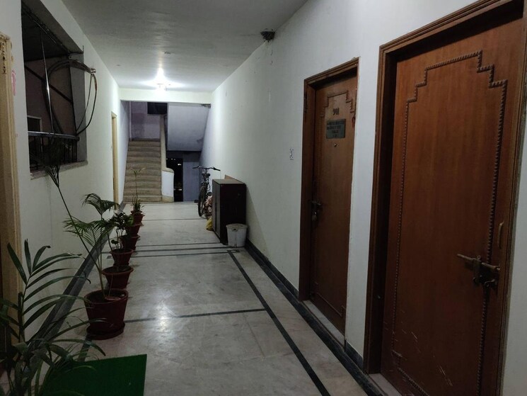 Other, harihar singh road 4 Bedroom 2100 Sq.Ft. Penthouse In Harihar Singh Road Ranchi 9666642