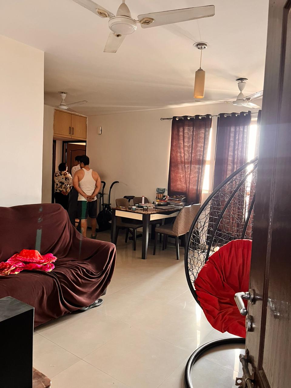 2 BHK + Pooja Room Apartment For Rent in DLF Regency Park I