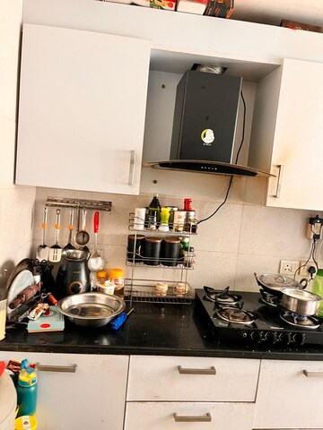 Gym in 2 BHK Apartment at DLF Regency Park I, Dlf Phase iv – for Rent