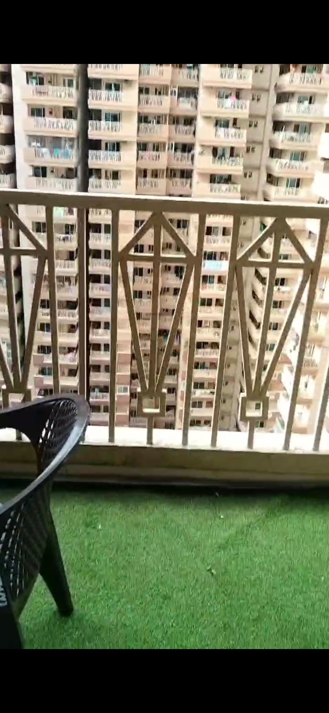 2 BHK + Extra Room 1075 Sq.Ft. Apartment in Gaur Yamuna City 7th Parkview