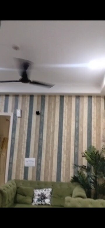 Furnished Amenities in 2 BHK Apartment at Gaur Yamuna City 7th Parkview, Gaur Yamuna City – for Sale