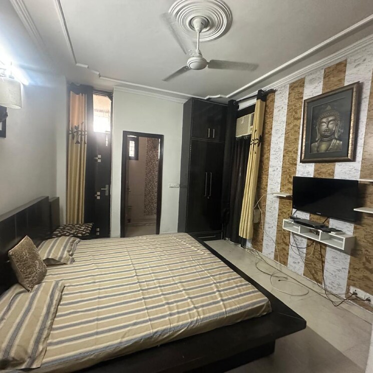 Bedroom, east of kailash 3 Bedroom 1800 Sq.Ft. Independent House In East Of Kailash Delhi 9666646