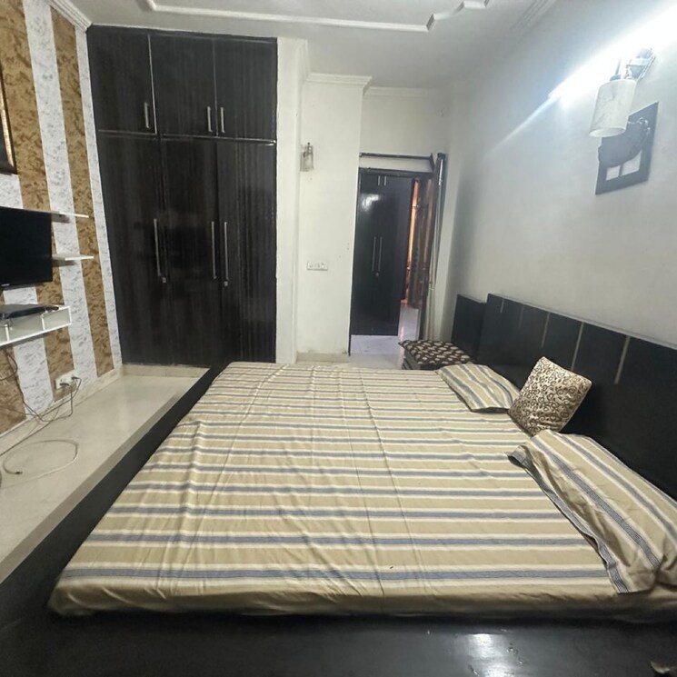 Bedroom, east of kailash 3 Bedroom 1800 Sq.Ft. Independent House In East Of Kailash Delhi 9666646
