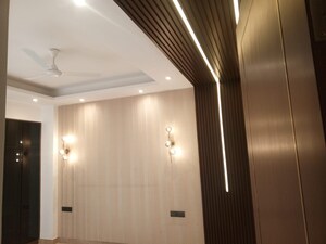 Room in 3 BHK Builder Floor at Ansal Sushant Lok I, Sector 43 – for Rent