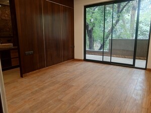 Room in 3 BHK Builder Floor at Ansal Sushant Lok I, Sector 43 – for Rent