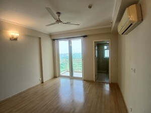 3 BHK Apartment For Rent in Parsvnath Exotica, Sector 53