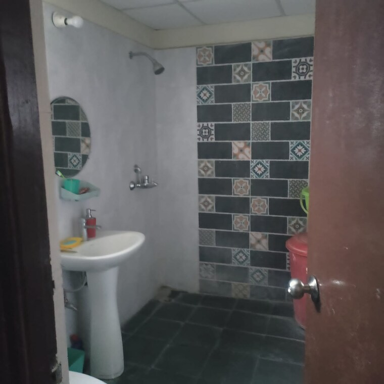 Bathroom, paramount-emotions 3 Bedroom 1710 Sq.Ft. Apartment In Sector 1 Greater Noida Greater Noida 9666665