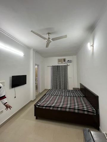 Bedroom in Studio Builder Floor at Ansal Sushant Floors, Sushant Lok ii – for Rent