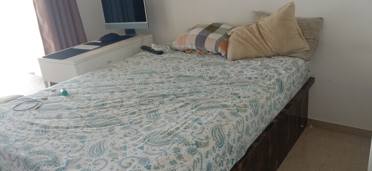 Bedroom, jp-decks 3 Bedroom 2400 Sq.Ft. Apartment In Goregaon East Mumbai 9666674