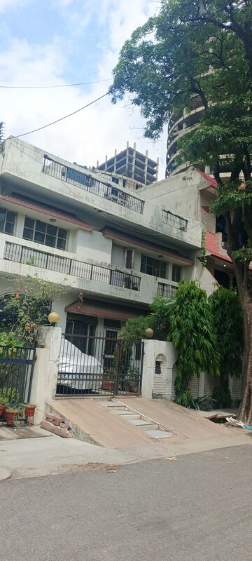 1.5 BHK Independent House For Sale in Dlf Ankur Vihar
