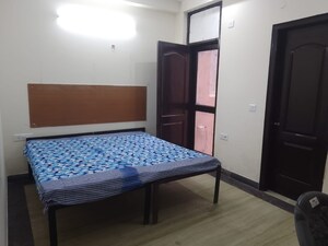 Bedroom in 5 BHK Builder Floor at Sector 120 – for Rent