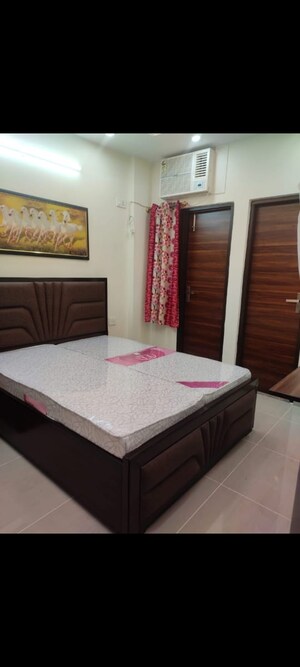 Bedroom in 1 RK Builder Floor at Sector 27 – for Rent