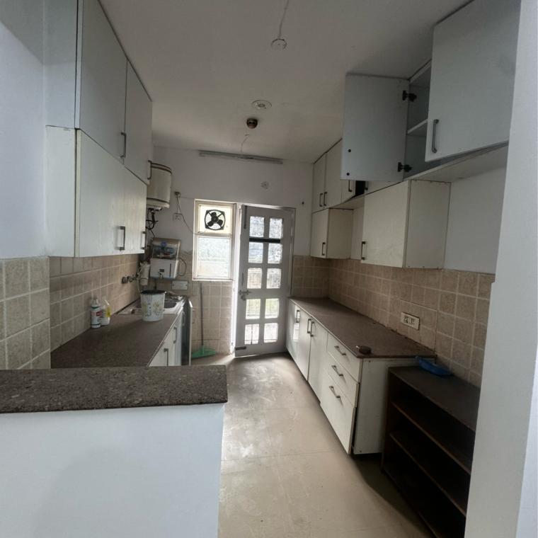 Kitchen, spaze-privy 3.5 Bedroom 2085 Sq.Ft. Apartment In Sector 72 Gurgaon 9666766