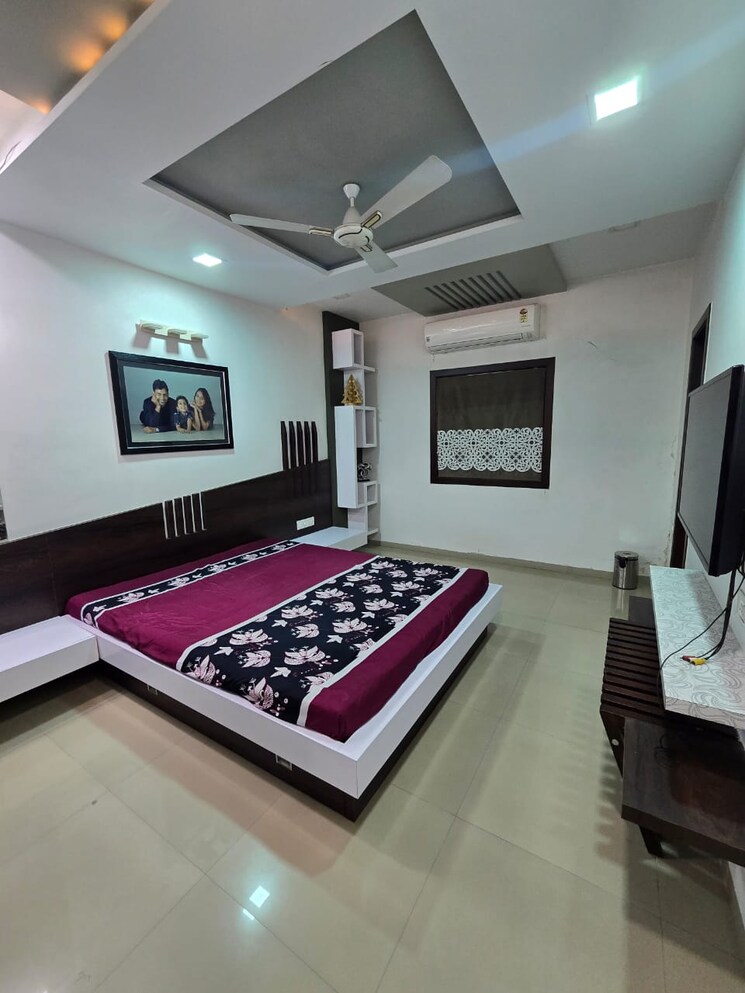 Bedroom, sama savli road 4 Bedroom 1900 Sq.Ft. Independent House In Sama Savli Road Vadodara 9666738