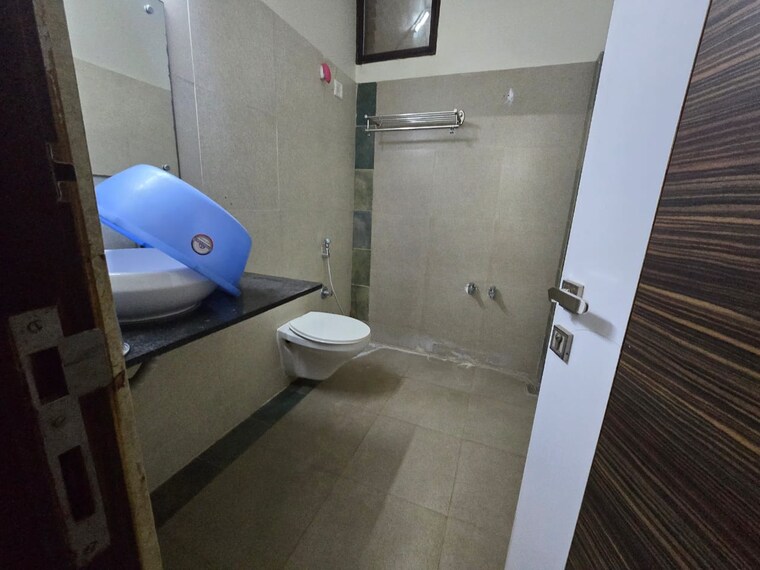 Bathroom, sama savli road 4 Bedroom 1900 Sq.Ft. Independent House In Sama Savli Road Vadodara 9666738