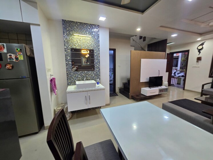 Team Area, sama savli road 4 Bedroom 1900 Sq.Ft. Independent House In Sama Savli Road Vadodara 9666738