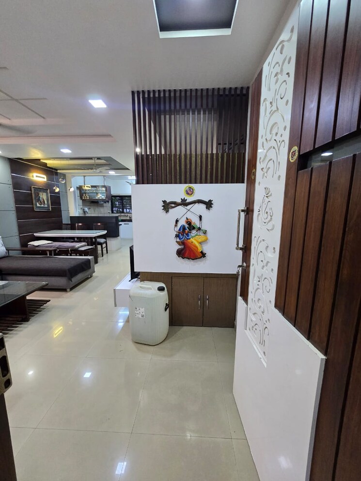 Living Room, sama savli road 4 Bedroom 1900 Sq.Ft. Independent House In Sama Savli Road Vadodara 9666738