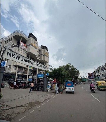  Office Space – Exterior View View at Hazratganj - for Rent